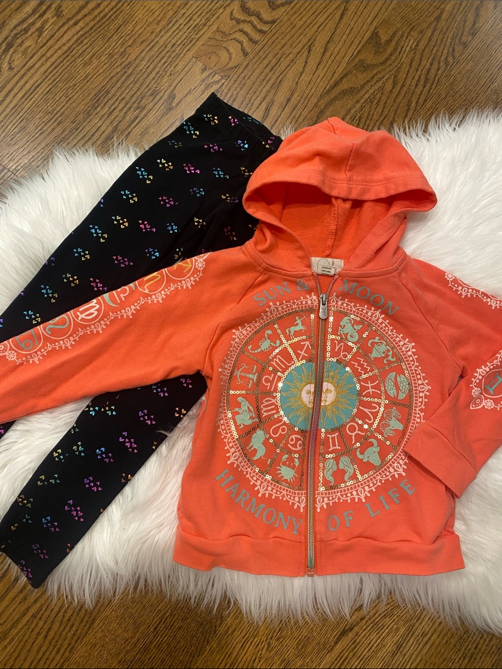 Kids 4/ 5 Coral Astrology Zip-Up Hoodie w Sun & Moon Harmony Graphic & leggings